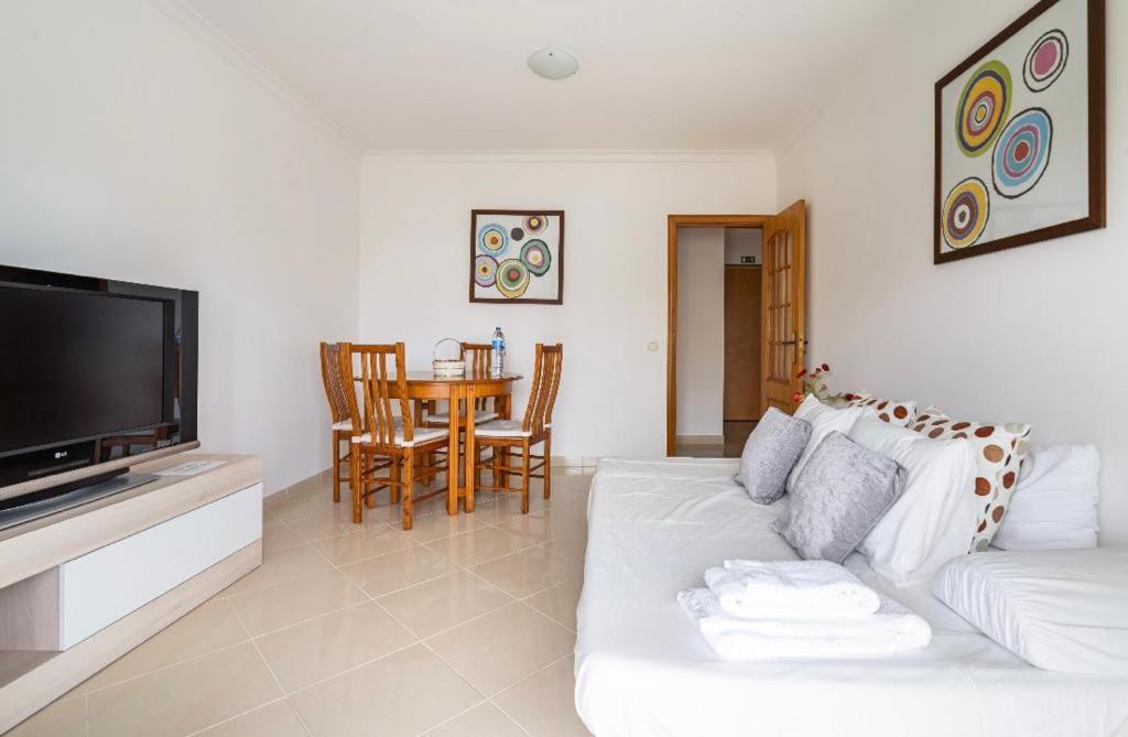 Quarteira Beach House Dış mekan fotoğraf